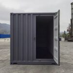 Contenedor marítimo 20′ DRY 1st Voyage «3D» (2 puertas de contenedor + 1 puerta de servicio)
