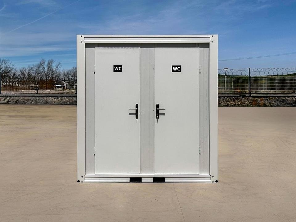 30F47AEE-264A-4887-B224-E1BCB4D2741E.jpg CONTENEDOR SANITARIO DE DOBLE WC (220X120M)NUEVO - Imagen 1