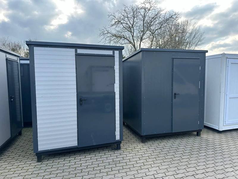 595FE512-CAED-45EF-ABB7-696BB8ADA952.jpg CONTENEDOR SANITARIO CON INODORO Y URINARIO - Imagen 1