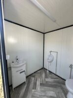 CONTENEDOR SANITARIO CON INODORO Y URINARIO - Imagen 4