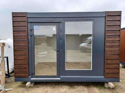 F213B14B-A18A-4DCA-A39F-E862678626B4-1.jpg CONTENEDOR PABELLÓN COMERCIAL 3 X 4 M - Imagen 1