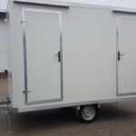 Remolque Sanitario con Doble Aseo